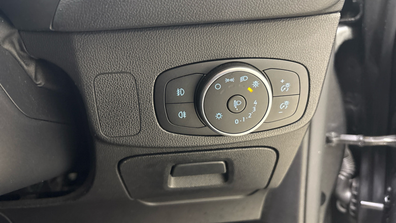 Ford Focus 1.0 EcoBoost 125 Titanium 5dr Petrol Hatchback